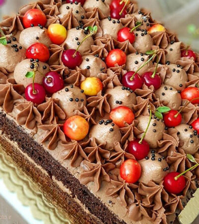 طرز تهیه کیک شکلاتی بدون همزن برقی